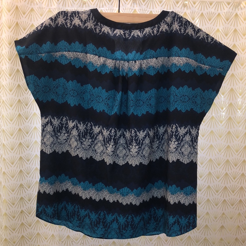Banana Republic print top, XL - Picture 3 of 3